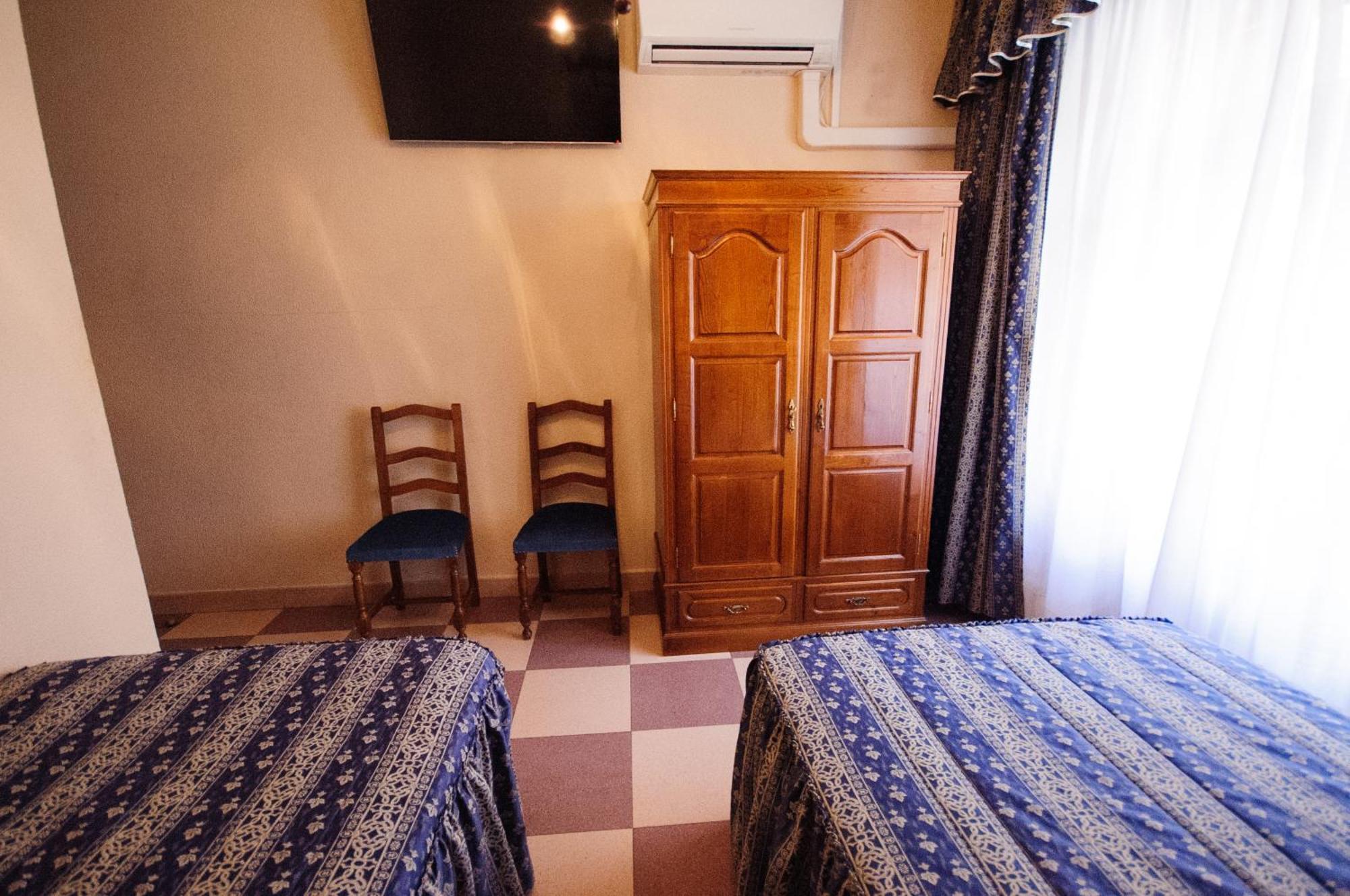 Hostal Restaurante La Trucha Benavente Chambre photo